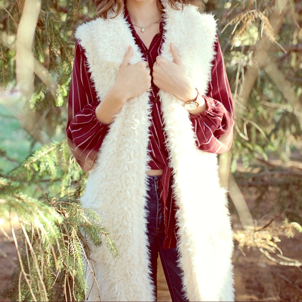 Sleeveless Fur Coat